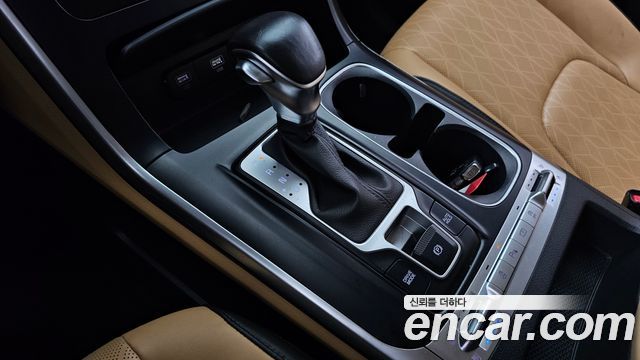 Kia Canival 2023 — photo 12