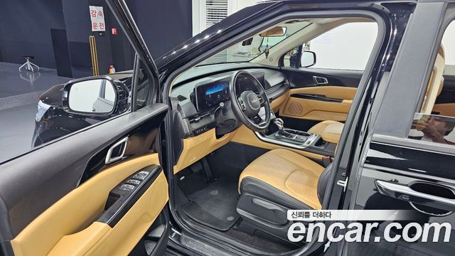 Kia Canival 2023 — photo 13