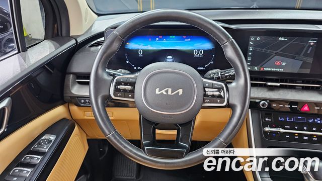 Kia Canival 2023 — photo 19