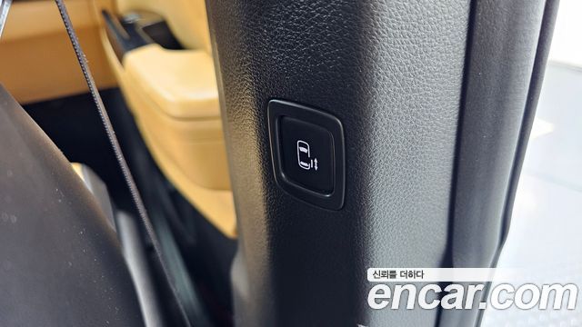 Kia Canival 2023 — photo 25