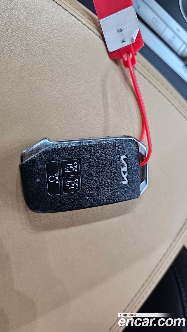 Kia Canival 2023 — photo 27