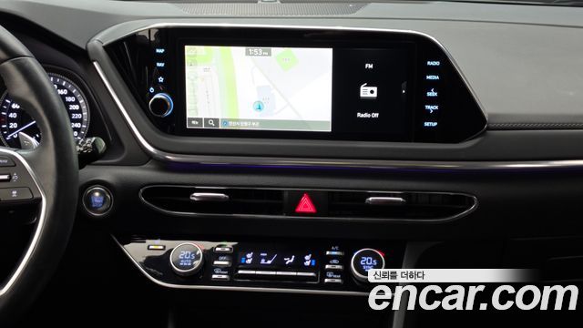 Hyundai Sonata 2023 — photo 20