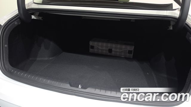Hyundai Sonata 2023 — photo 22