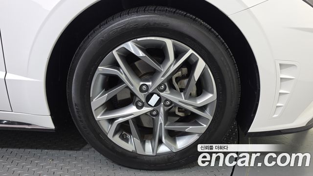 Hyundai Sonata 2023 — photo 7