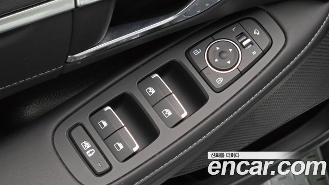 Hyundai Sonata 2023 — photo 28