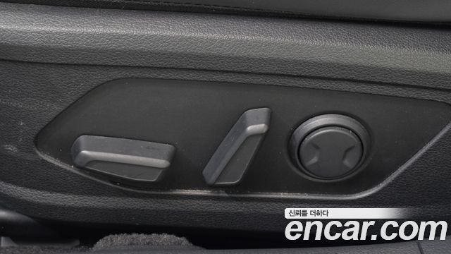 Hyundai Sonata 2023 — photo 31