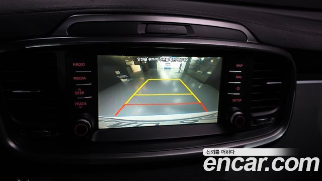 Kia Sorento 2018 — photo 21