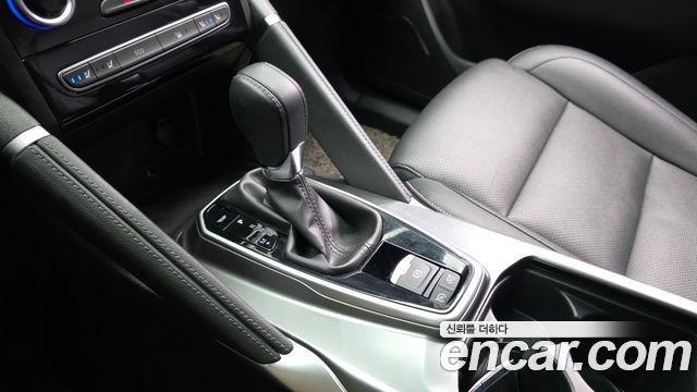 Renault Korea QM6 2022 — photo 12