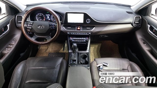 Hyundai Grandeur 2018 — photo 10