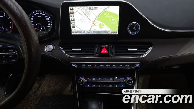 Hyundai Grandeur 2018 — photo 19