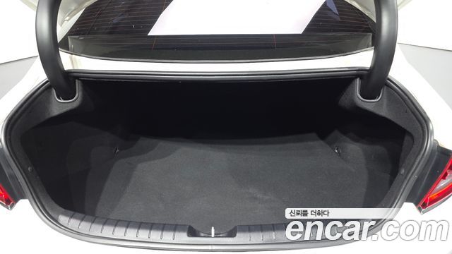 Hyundai Grandeur 2018 — photo 24
