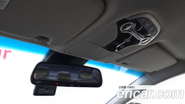 Hyundai Grandeur 2018 — photo 25