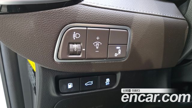 Hyundai Grandeur 2018 — photo 26