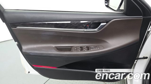 Hyundai Grandeur 2018 — photo 14