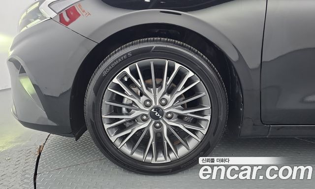 Kia K3 2022 — photo 5