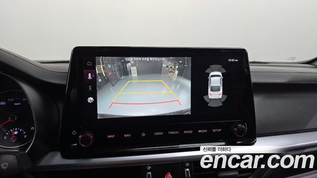 Kia K3 2022 — photo 23
