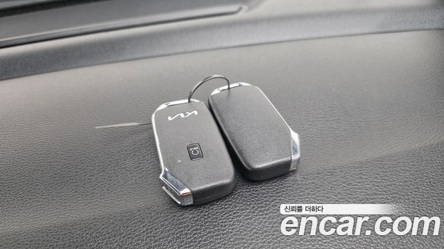 Kia K3 2022 — photo 24