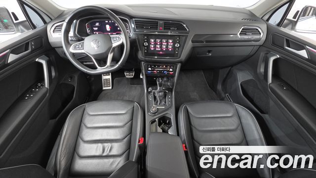 Volkswagen Tiguan 2022 — photo 10