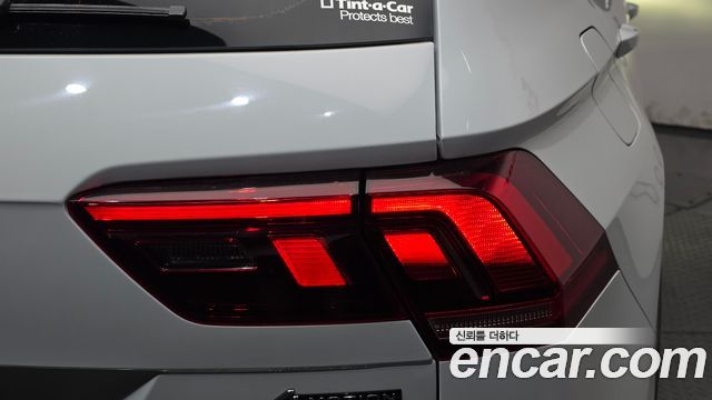 Volkswagen Tiguan 2022 — photo 9