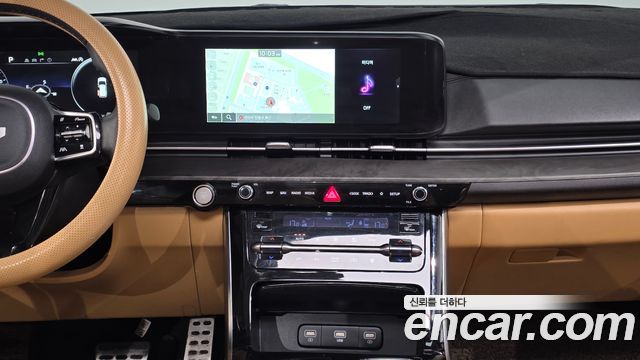 Kia Canival 2023 — photo 20