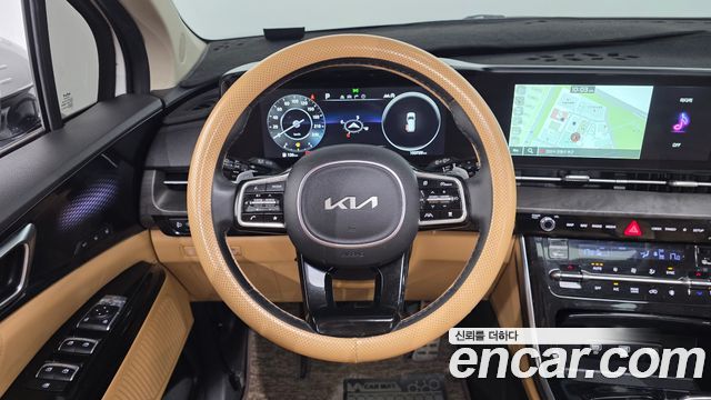 Kia Canival 2023 — photo 21