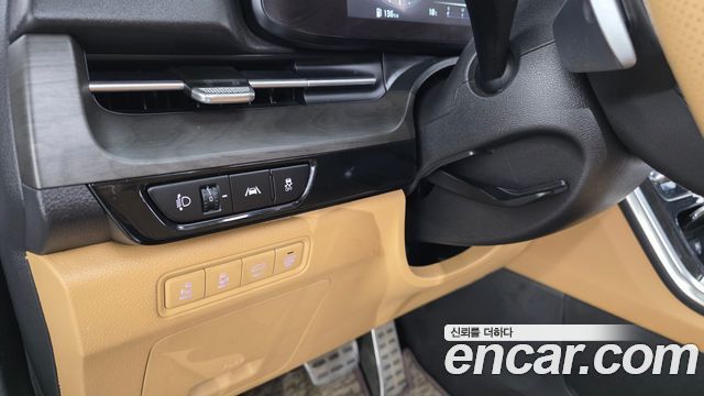 Kia Canival 2023 — photo 37