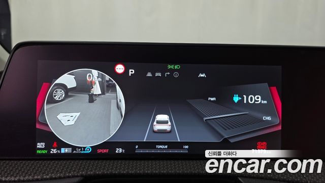 Kia EV6 2023 — photo 11