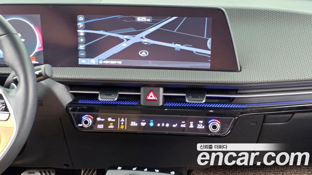 Kia EV6 2023 — photo 20