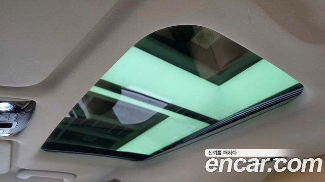 Kia EV6 2023 — photo 25
