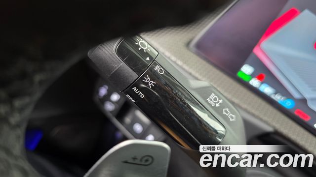 Kia EV6 2023 — photo 35