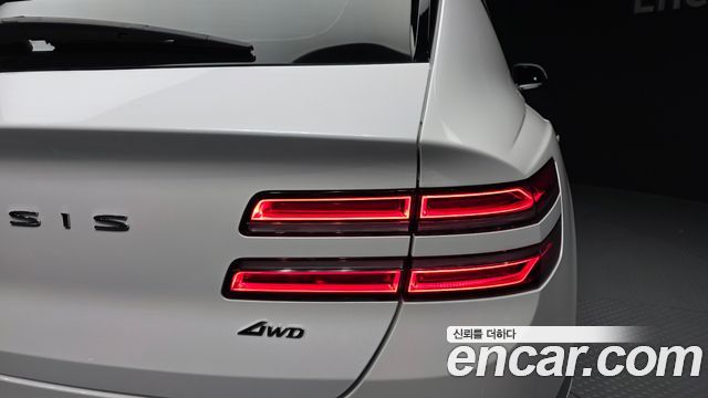 Genesis GV80 2022 — photo 9