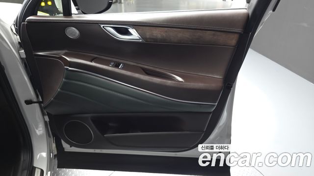Genesis GV80 2022 — photo 14