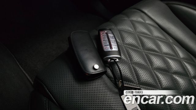 Genesis GV80 2022 — photo 30