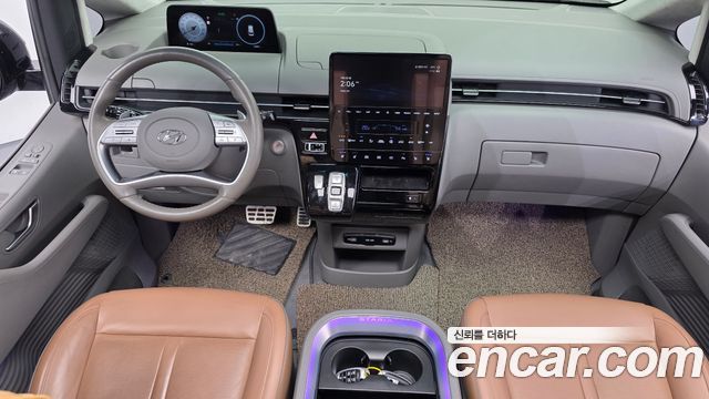 Hyundai Staria 2022 — photo 10