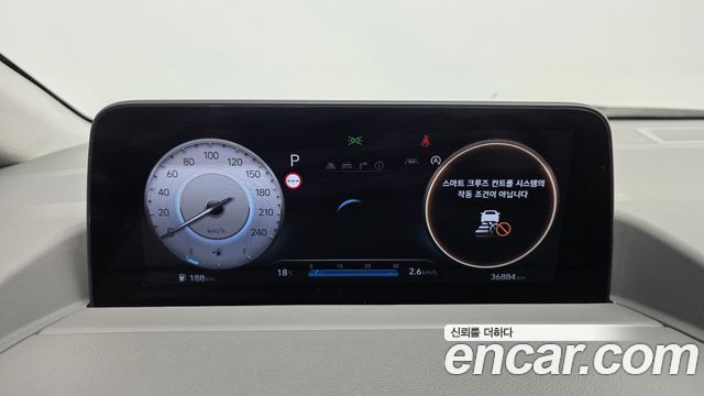 Hyundai Staria 2022 — photo 11
