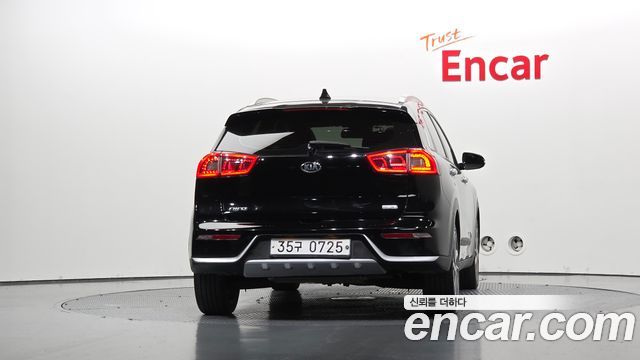 Kia Niro 2017 — photo 4