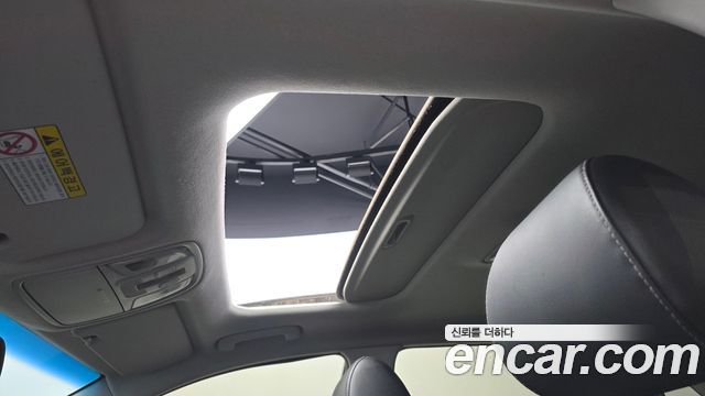 Kia Niro 2017 — photo 24