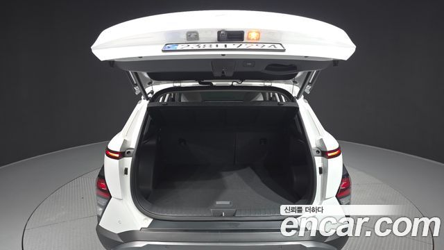 Hyundai Kona 2023 — photo 26