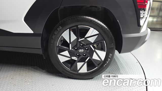 Hyundai Kona 2023 — photo 7