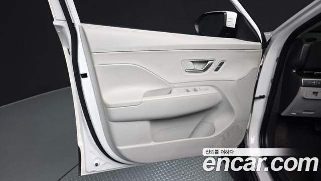 Hyundai Kona 2023 — photo 14