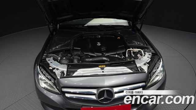 Mercedes-Benz C-Class 2018 — photo 6