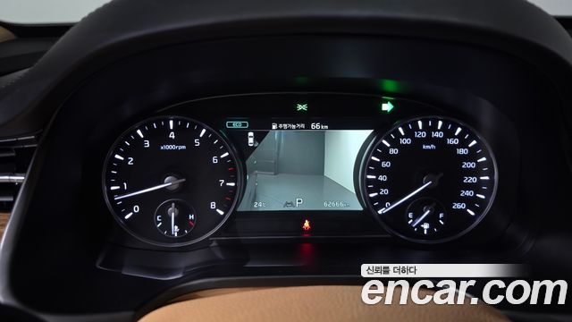 Kia K9 2022 — photo 11