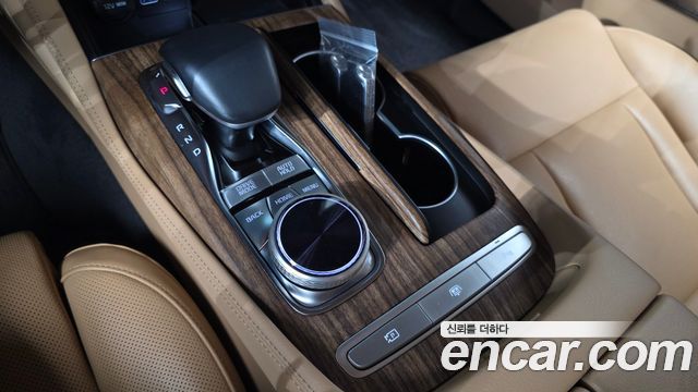 Kia K9 2022 — photo 12