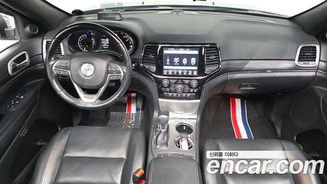 Jeep Cherokee 2020 — photo 10