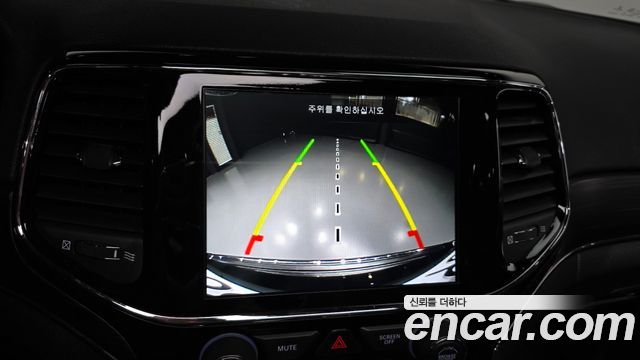 Jeep Cherokee 2020 — photo 21