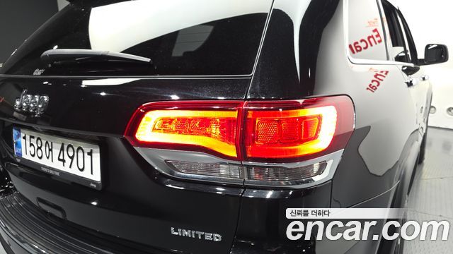 Jeep Cherokee 2020 — photo 9
