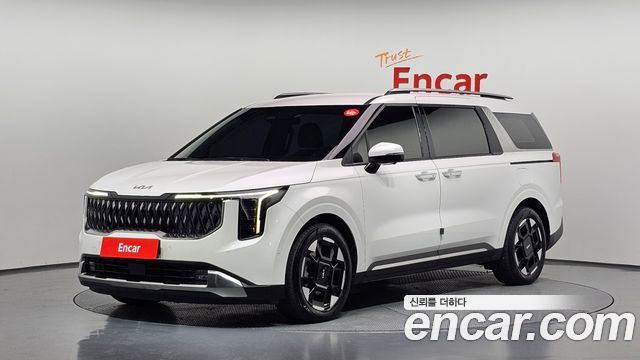 Kia Canival 2025 — photo 1