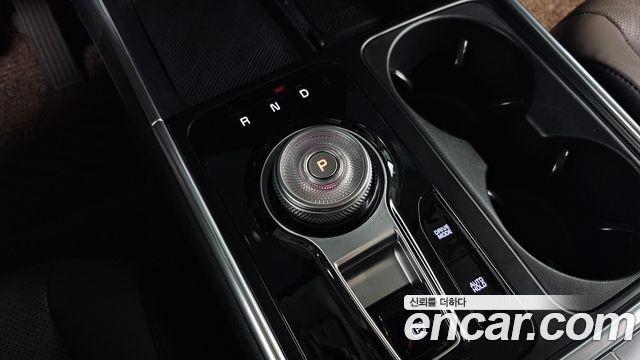 Kia Canival 2025 — photo 12