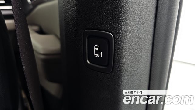 Kia Canival 2025 — photo 24
