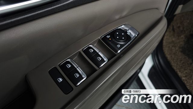 Kia Canival 2025 — photo 28
